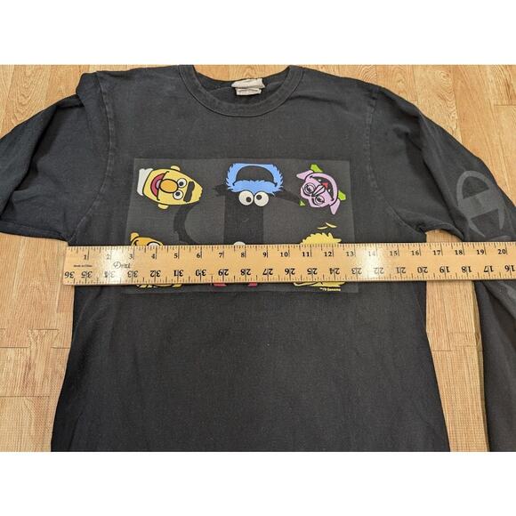 Vtg Champion Life X Sesame Street Men's Black Long-Sleeve Shirt Size Small - Picture 9 of 10